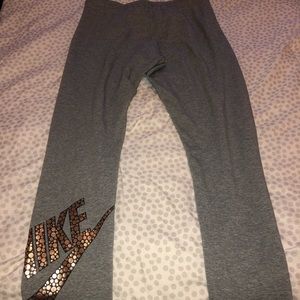Grey nike legging